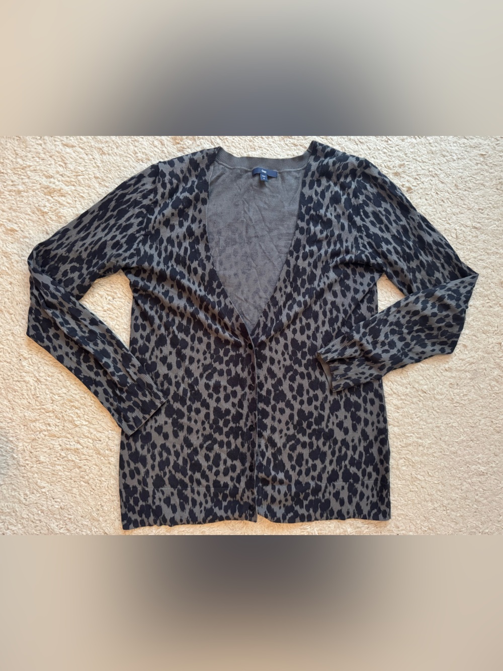 5/$20 gap cardigan